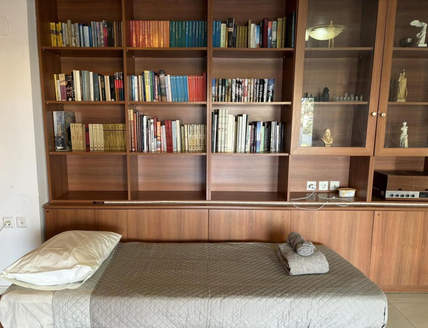 Bibliotheque Vintage Studio & Easy Garden Heraklion  Екстер'єр фото